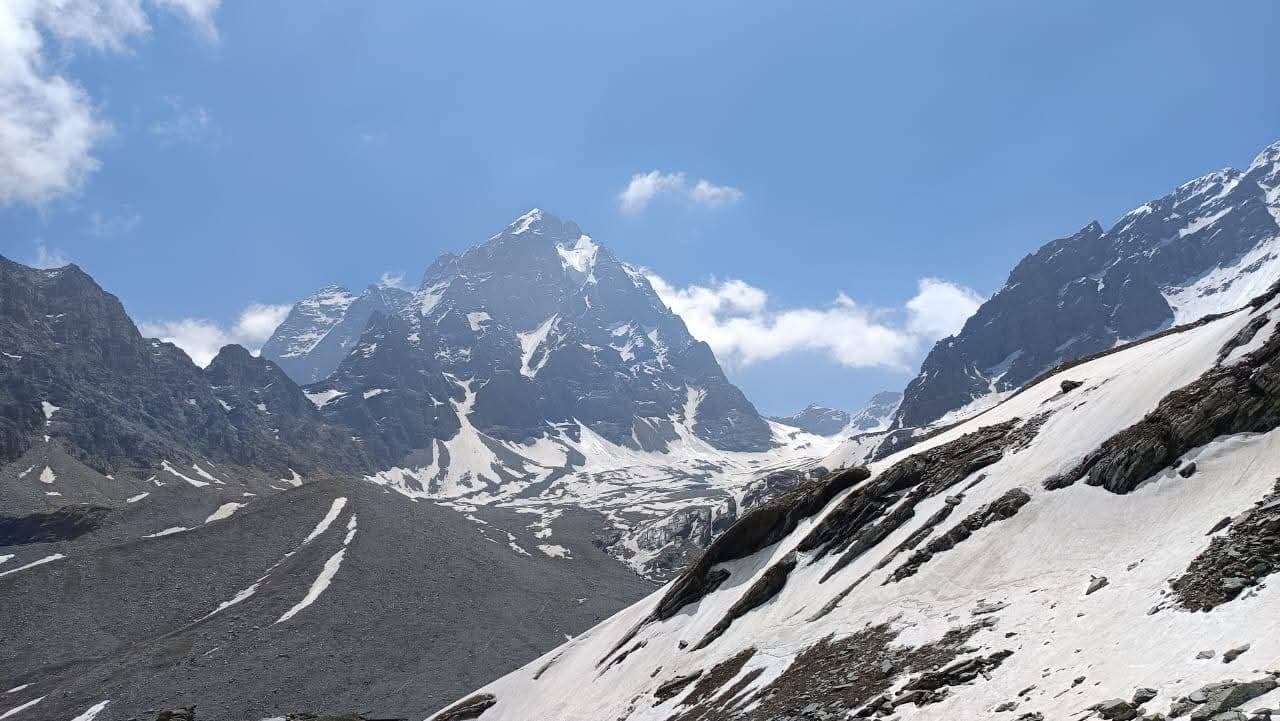 Manimahesh Lake and Kailash Peak