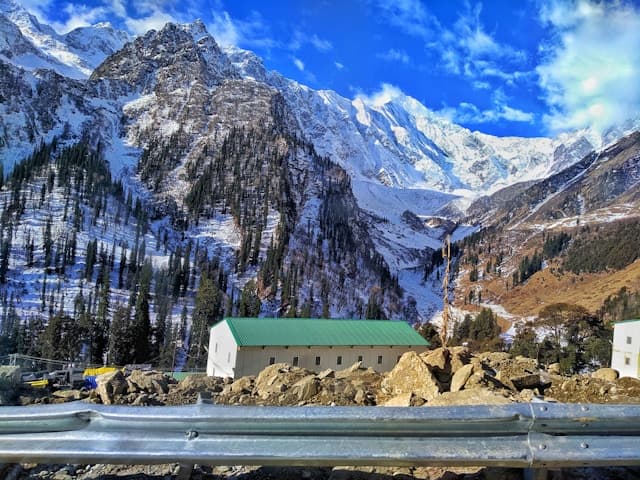 Beautiful snow peaks of Lahaul Spiti